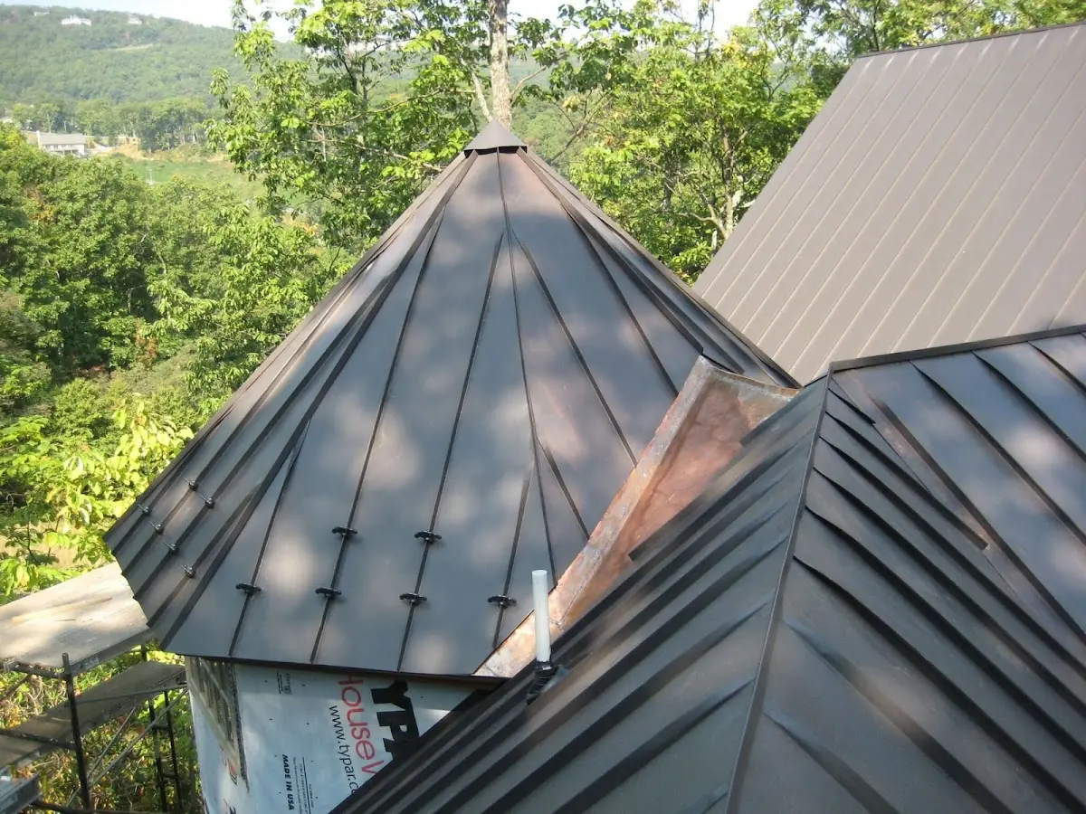 Professional Roof Tarp Installation by Craftsman Roofing in Cider Mill Run